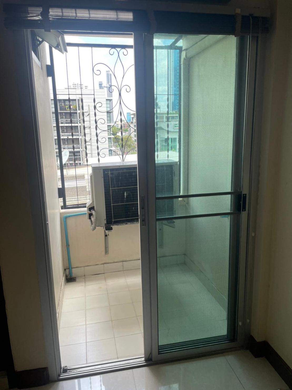 大堂吧61号酒店 曼谷 外观 照片