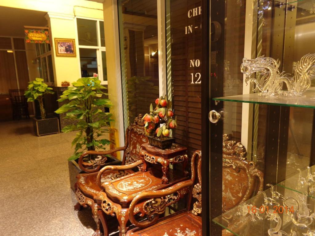 大堂吧61号酒店 曼谷 外观 照片