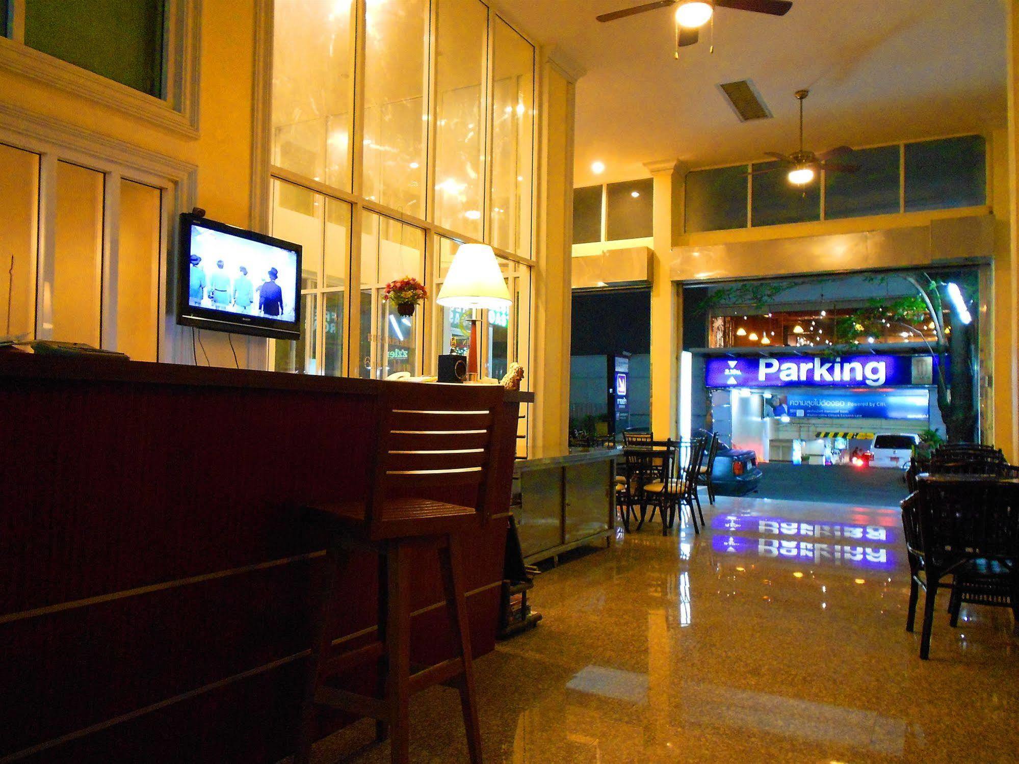 大堂吧61号酒店 曼谷 外观 照片